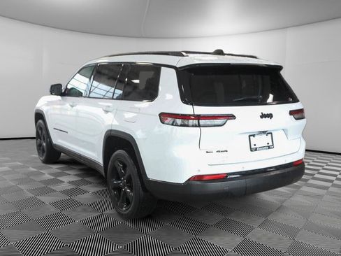 Used 2023 Jeep Grand Cherokee L Altitude image 4