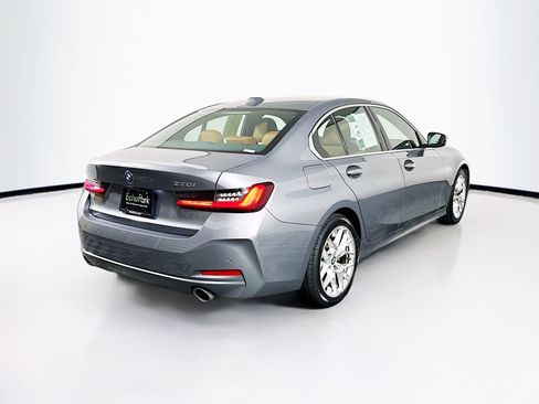 Used 2025 BMW 330i Sedan image 9