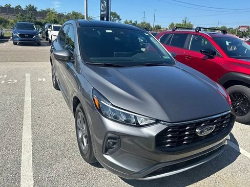Used 2023 Ford Escape ST-Line Select w/ Tech Pack #2 AWD/4WD image 12