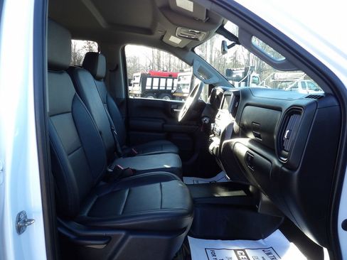 Used 2021 GMC Sierra 3500 4x4 Crew Cab w/ Convenience Package image 39