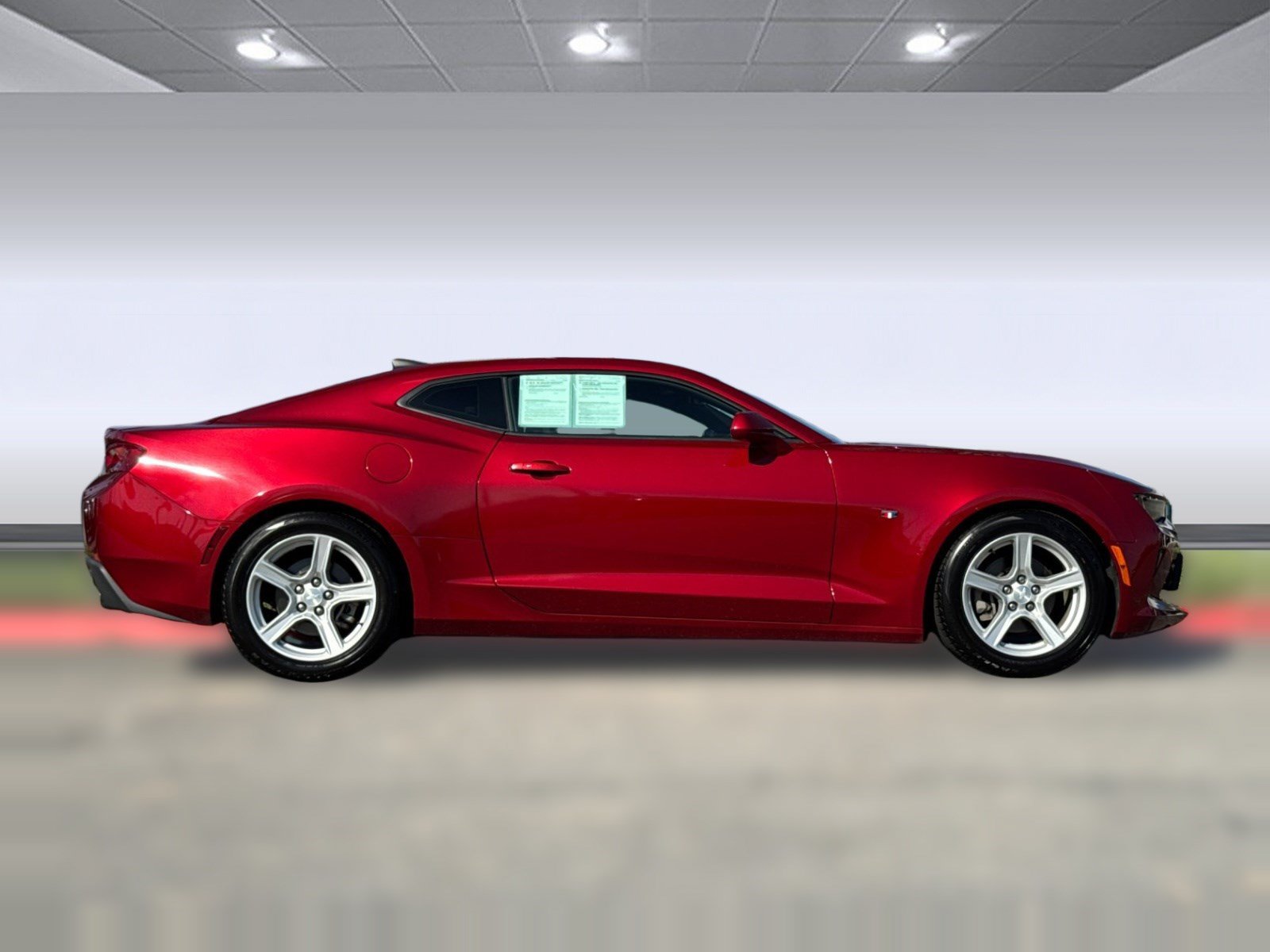 Used 2016 Chevrolet Camaro LT RWD image 8