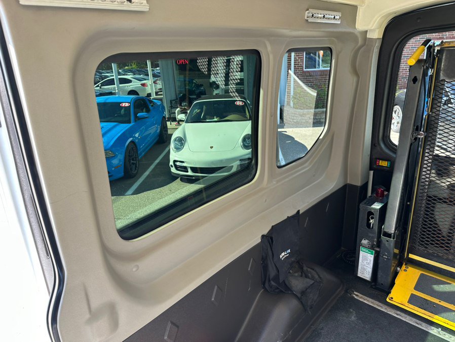 Used 2018 Ford Transit 150 148 Medium Roof RWD image 26