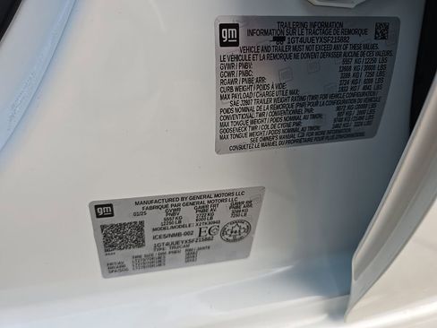 Used 2025 GMC Sierra 3500 SLT w/ X31 Off-Road Package image 38