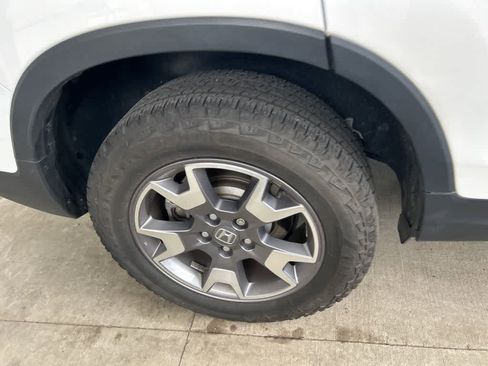 Certified 2023 Honda Passport TrailSport image 11