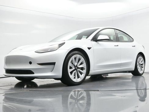 Used 2022 Tesla Model 3 RWD image 36