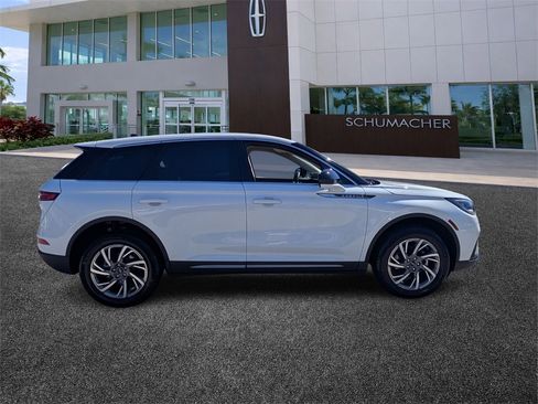 Used 2023 Lincoln Corsair FWD image 8