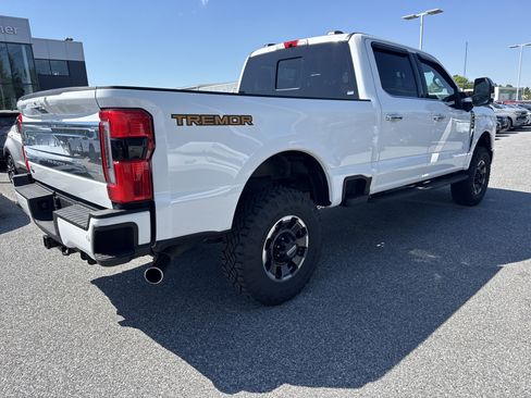 Used 2024 Ford F350 Platinum w/ Tremor Off-Road Package AWD/4WD image 3