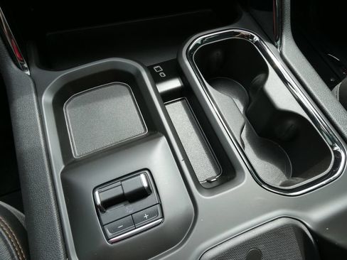 Certified 2024 GMC Sierra 2500 AT4 w/ AT4 Premium Plus Package AWD/4WD image 31