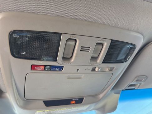 Used 2017 Subaru Outback 2.5i Limited image 55