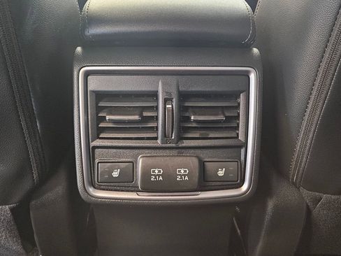 Used 2023 Subaru Forester Touring image 23