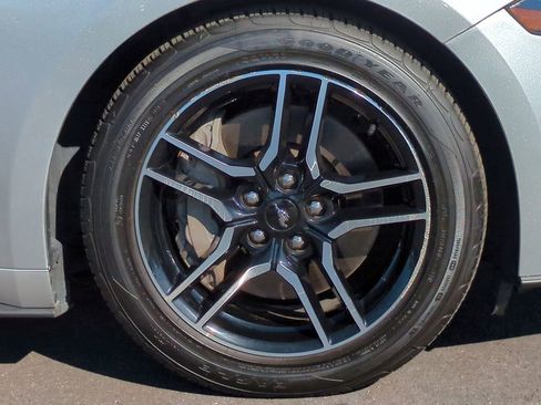 Used 2019 Ford Mustang GT Premium image 10