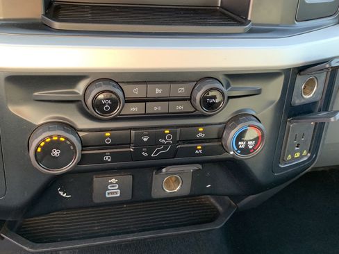 Used 2023 Ford F250 XLT image 28