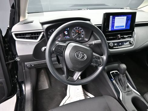 Used 2024 Toyota Corolla LE image 14