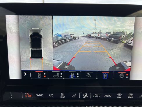 Used 2025 GMC Hummer EV 3X AWD/4WD image 13