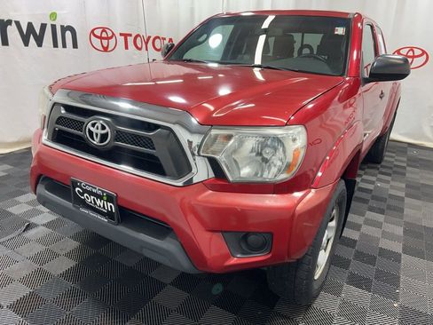 Used 2013 Toyota Tacoma 4x4 Access Cab image 3