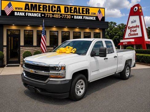 Used 2017 Chevrolet Silverado 1500 W/T w/ Trailering Package RWD image 1
