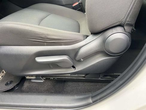 Used 2024 Toyota RAV4 LE FWD image 15