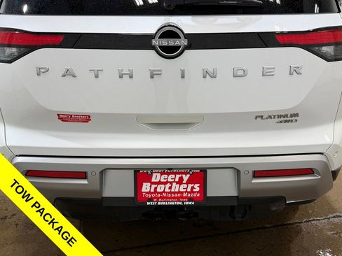 Used 2025 Nissan Pathfinder Platinum AWD/4WD image 7