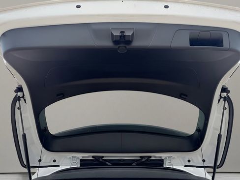 Used 2024 Buick Envision Sport Touring image 10