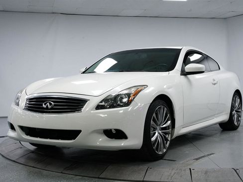 Used 2015 INFINITI Q60 Journey w/ Premium Package image 3