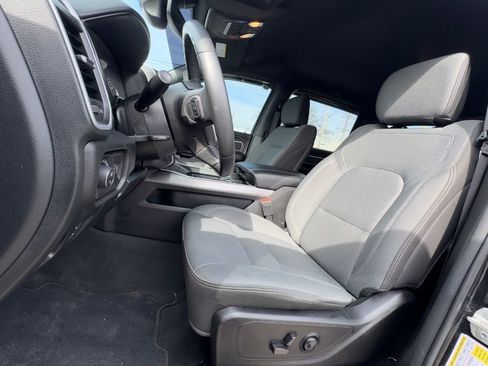 Certified 2023 RAM 1500 Big Horn AWD/4WD image 16