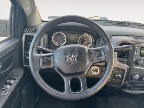 Used 2018 RAM 3500 Tradesman w/ Chrome Appearance Group image 11