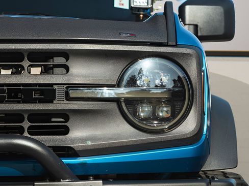 Used 2022 Ford Bronco 4-Door AWD/4WD image 10