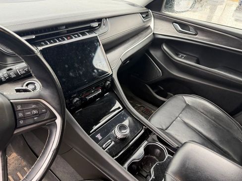 Used 2021 Jeep Grand Cherokee L Limited image 12