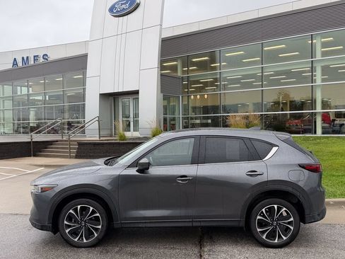 Used 2023 MAZDA CX-5 AWD 2.5 S w/ Premium Plus Pkg image 3