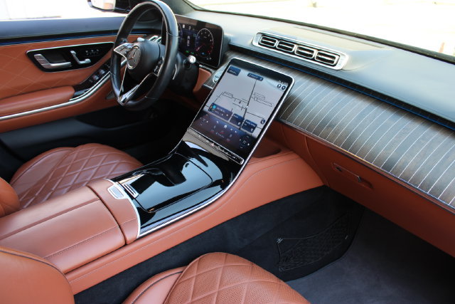 Used 2021 Mercedes-Benz S 580 4MATIC Sedan w/ AMG Line image 13