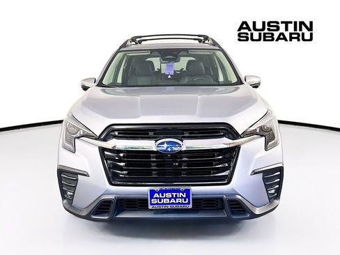 Used 2023 Subaru Ascent Limited w/ Technology Package AWD/4WD image 2