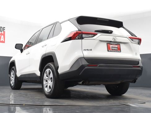 Used 2024 Toyota RAV4 LE AWD/4WD image 26