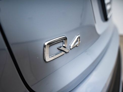 Used 2023 Audi Q4 e-tron Premium Plus w/ Premium Plus RWD image 20