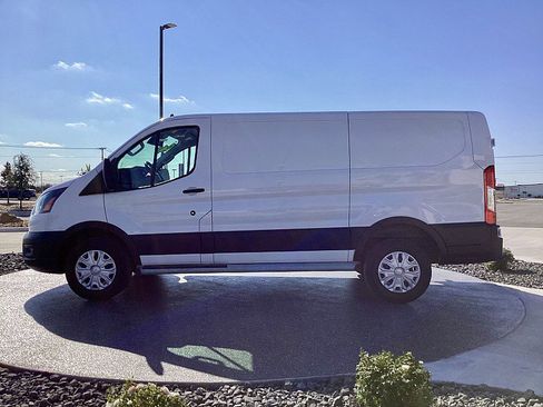 Used 2024 Ford Transit 250 Low Roof w/ Exterior Upgrade Package image 8