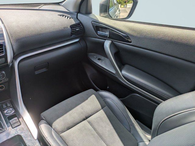 Used 2025 Mitsubishi Eclipse Cross SE AWD/4WD image 19