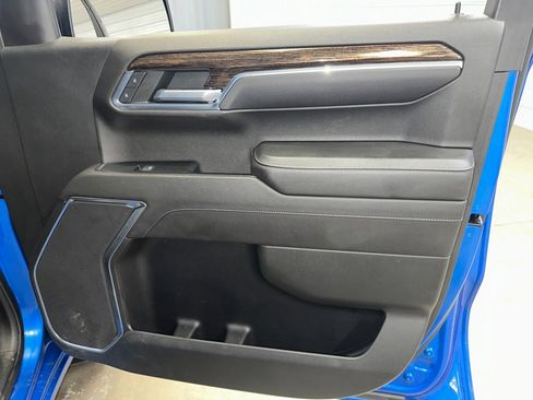 Used 2022 GMC Sierra 1500 Elevation image 32