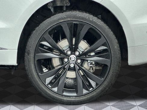 New 2025 Jaguar F-PACE R-Dynamic S AWD/4WD image 12