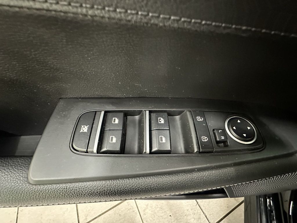 Used 2023 Kia Forte GT-Line w/ GT-Line Technology Package FWD image 21