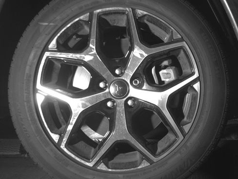 Used 2025 Jeep Compass Limited image 13