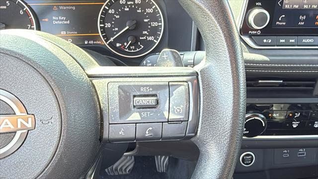 Used 2023 Nissan Rogue S FWD image 23