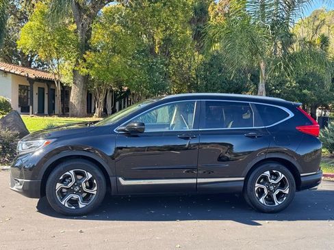 Used 2018 Honda CR-V Touring image 2