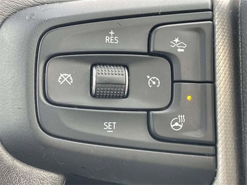 Used 2021 GMC Yukon XL Denali w/ Denali Premium Package image 25