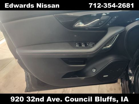 Used 2023 Chevrolet Blazer RS w/ Driver Confidence II Package image 25