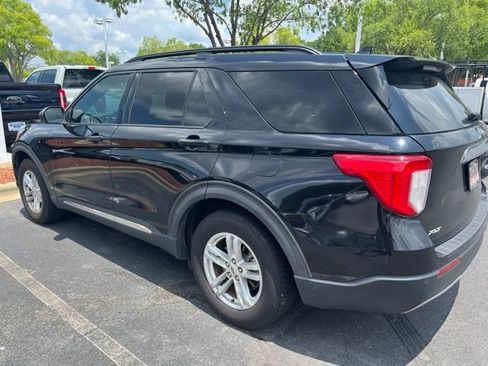 Used 2020 Ford Explorer XLT w/ Equipment Group 202A RWD image 4