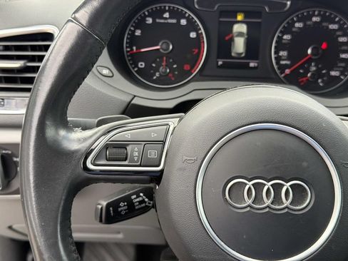 Used 2018 Audi Q3 2.0T Premium Plus FWD image 23