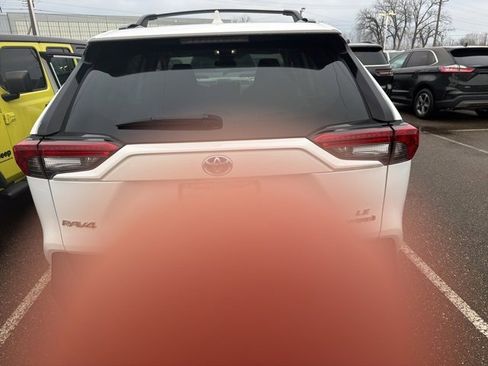 Used 2024 Toyota RAV4 LE image 4