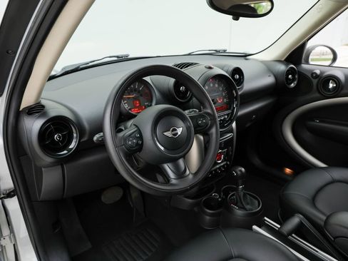 Used 2016 MINI Cooper Countryman FWD image 13