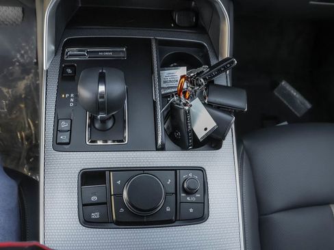 New 2026 MAZDA CX-90 Plug-In Hybrid w/ Premium Plus AWD/4WD image 30