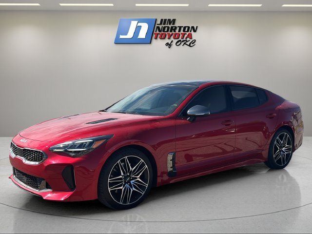 Used 2022 Kia Stinger GT1 RWD image 1