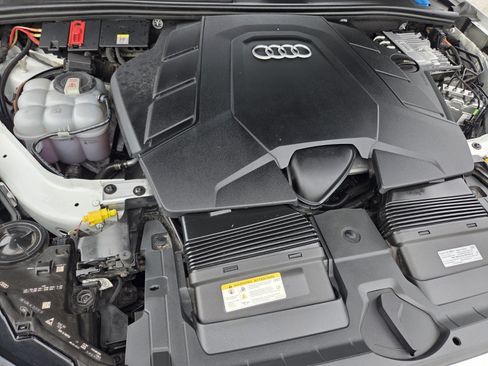 Used 2023 Audi Q7 3.0T Premium Plus AWD/4WD image 18